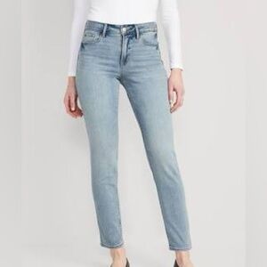 Old Navy Women’s size 6 High-rise Power Straight light Demin Wash